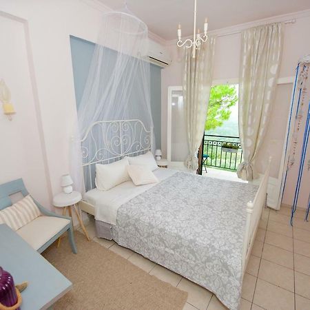 Aurora Apartment Corfu Pelekas Dış mekan fotoğraf